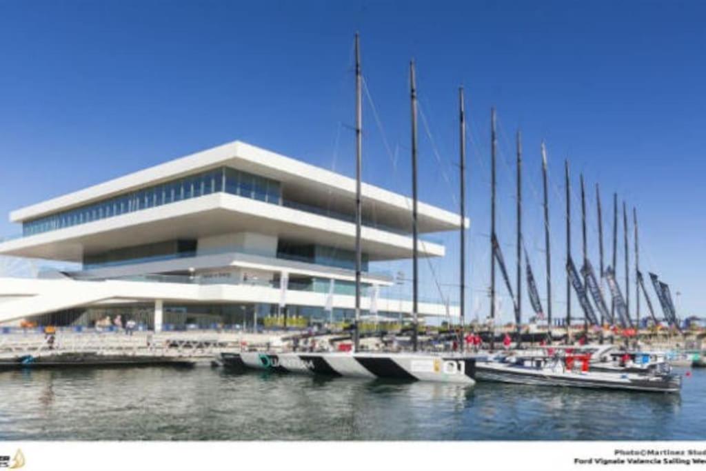 120 Sqm Loft-Style Apartment Beach Royal Marina Valencia Eksteriør bilde