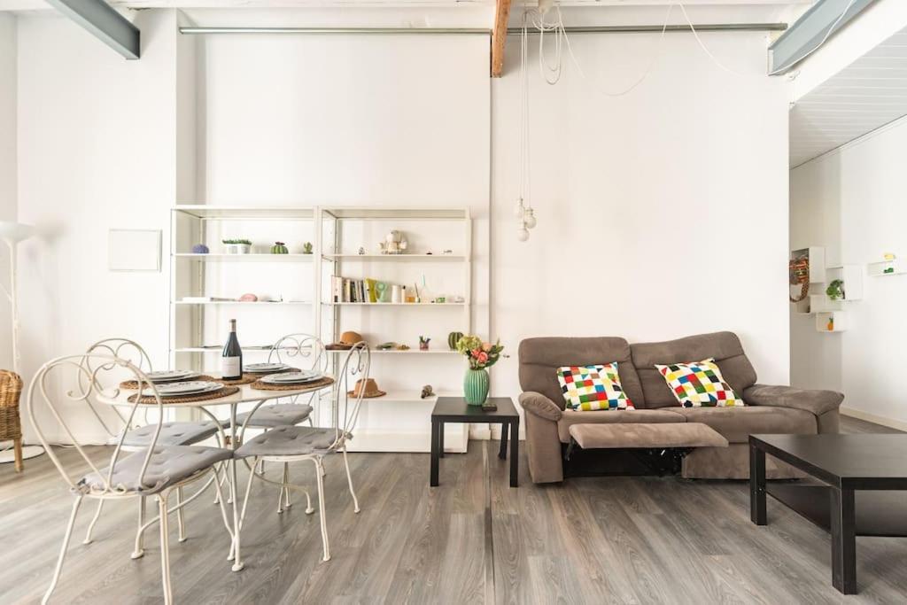 120 Sqm Loft-Style Apartment Beach Royal Marina Valencia Eksteriør bilde
